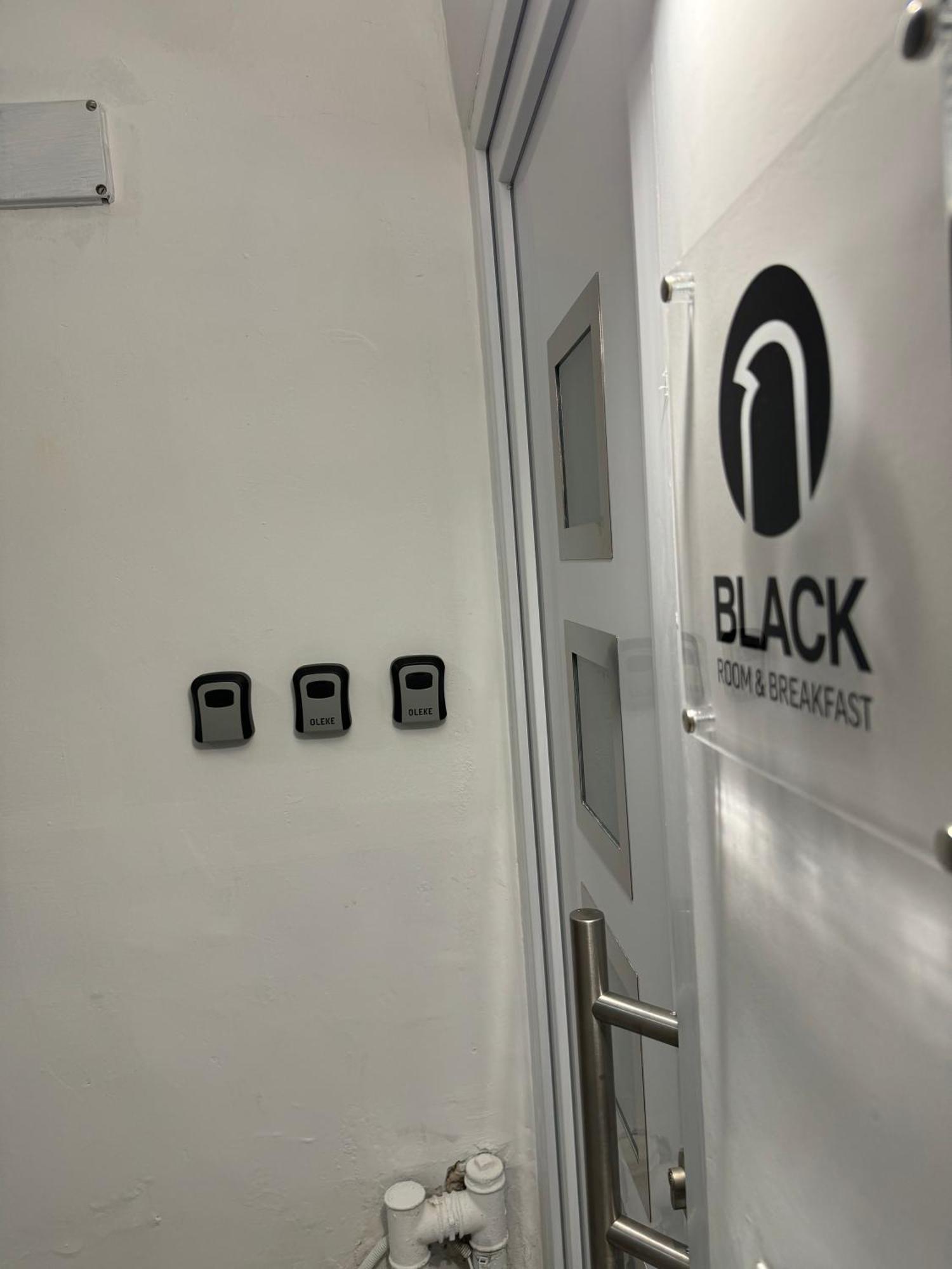 Black Room & Breakfast Bari Dış mekan fotoğraf